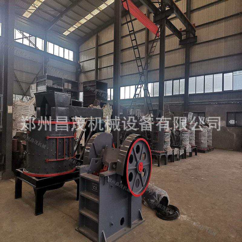 破碎机立式复合破石灰岩制砂机配件锤头小型打砂机