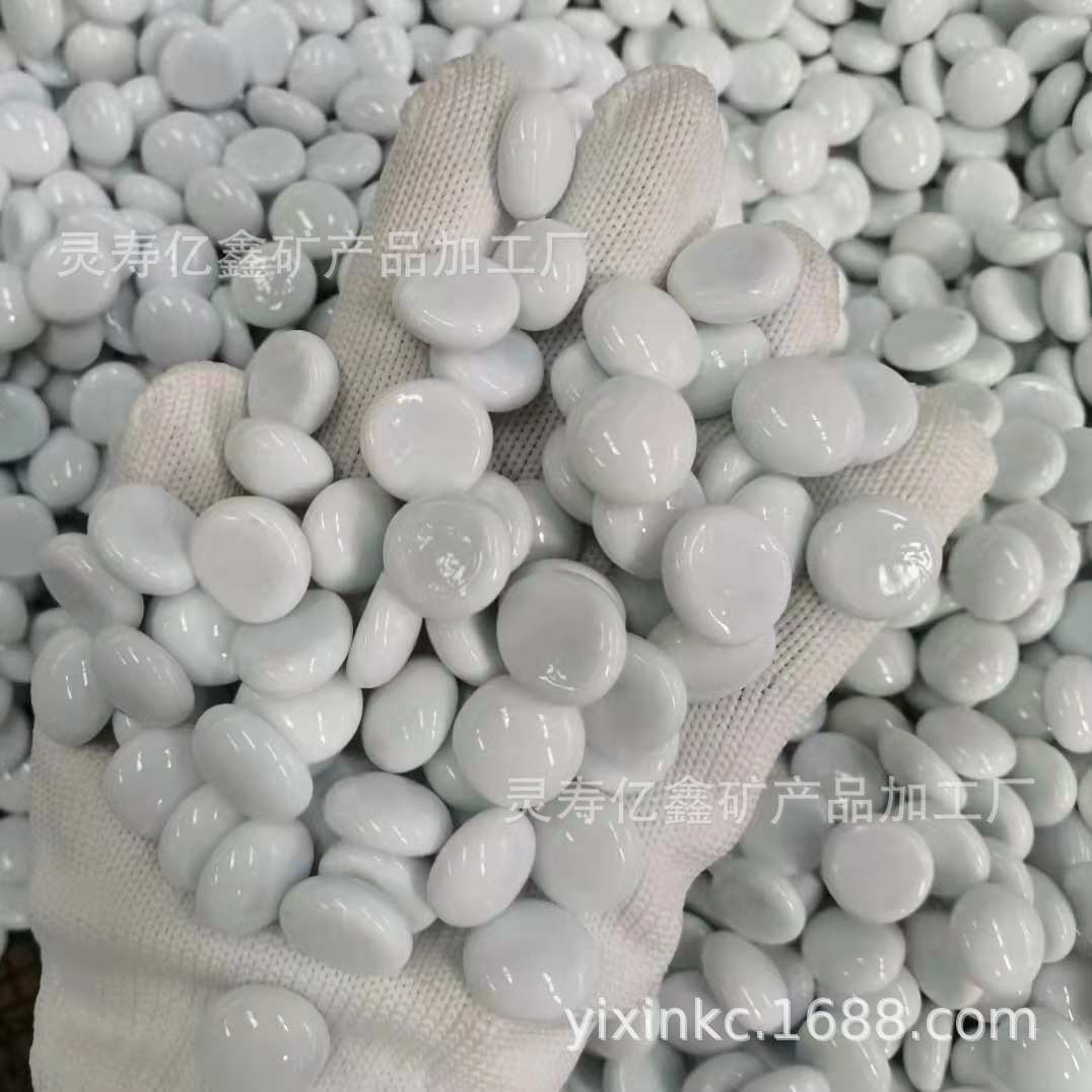 厂家批发黑白玻璃棋子围棋五子棋白瓷玻璃扁珠17-19mm火炉装饰