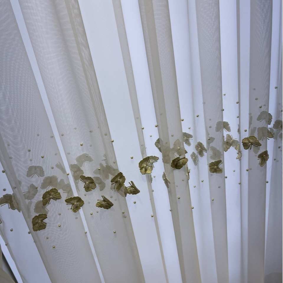 2021年新款时尚轻奢金叶子窗帘布美式中式香槟金丝线拼接蝴蝶纱帘