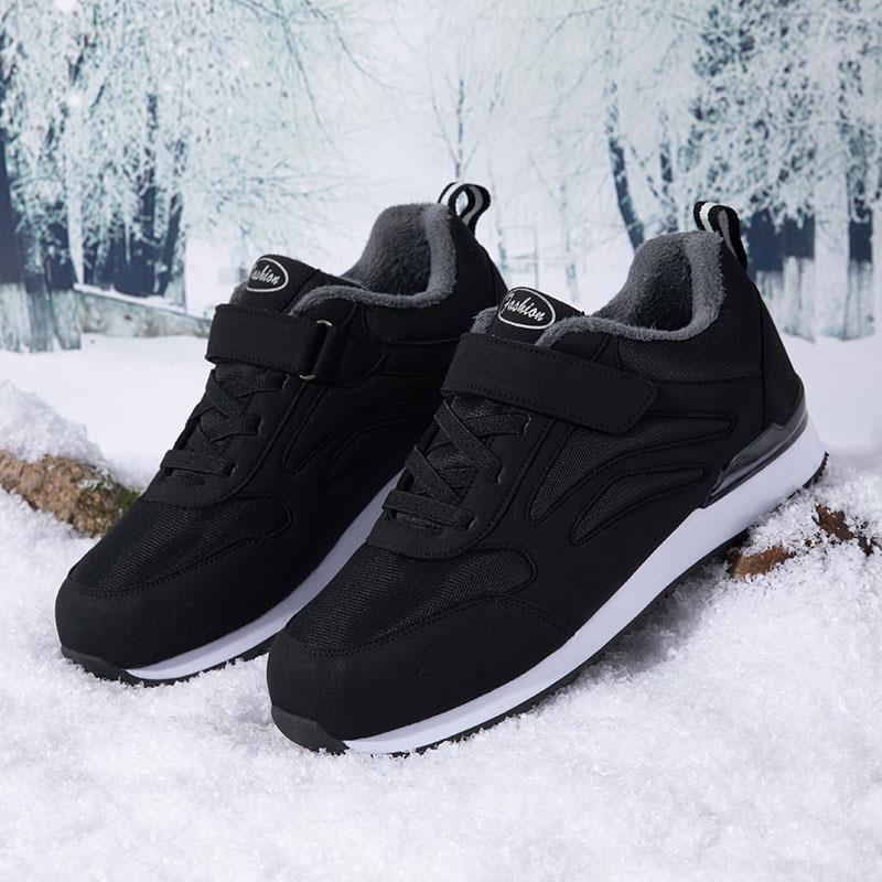 高档老人鞋女平底软底步防滑203年秋季新款2中老年健鞋头圆妈妈鞋