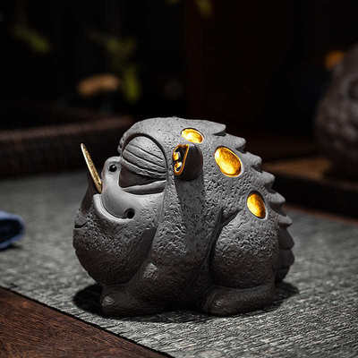 紫砂茶宠三足吞金兽摆件貔貅小茶宠茶具茶台桌金蟾手工招财兽摆件