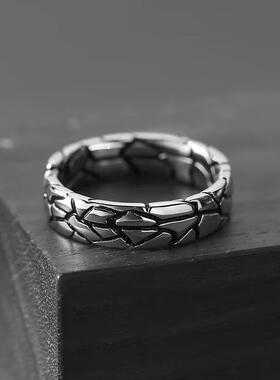 2026沧桑风裂纹戒指男个性小众百搭指环女简约纹理精致高级感配饰