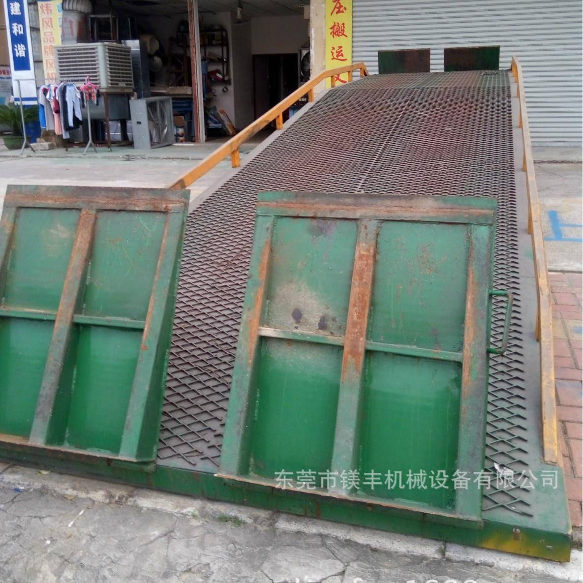 广州哪里有二手移动装车平台卖 旧的叉车上货登车桥 回收