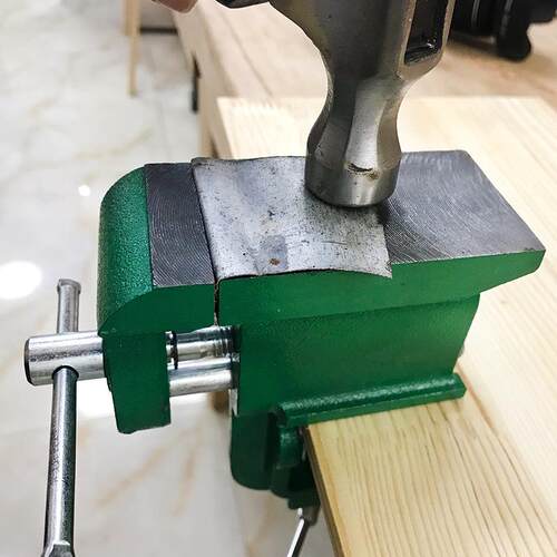 台功钳带台砧桌虎型钳大台面家用小台虎钳小型桌虎平面敲打平口钳