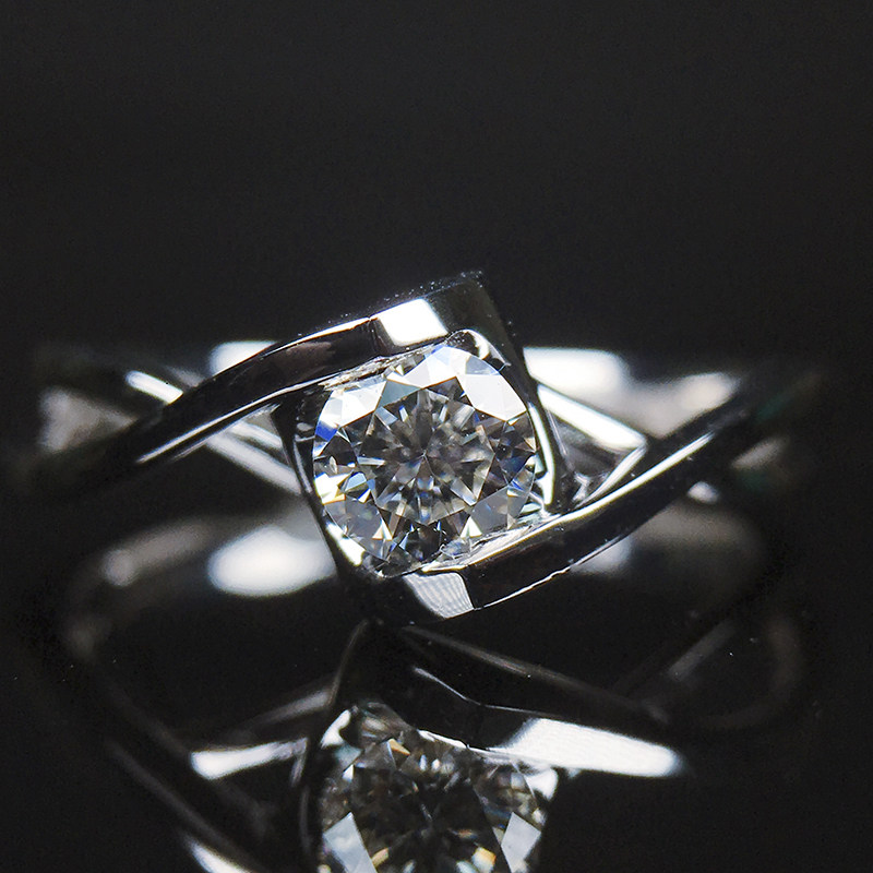 Xianhechang Custom models 0.30 Carat colour I-J Clarity SI Gifts 18k Torsion arm Diamonds Ring carein the Jewelry/Diamond/Jade/Gold , Diamond Jewelry (New) , Bracelets  category - from Buy2taobao.com to provide professional Taobao agent buy service