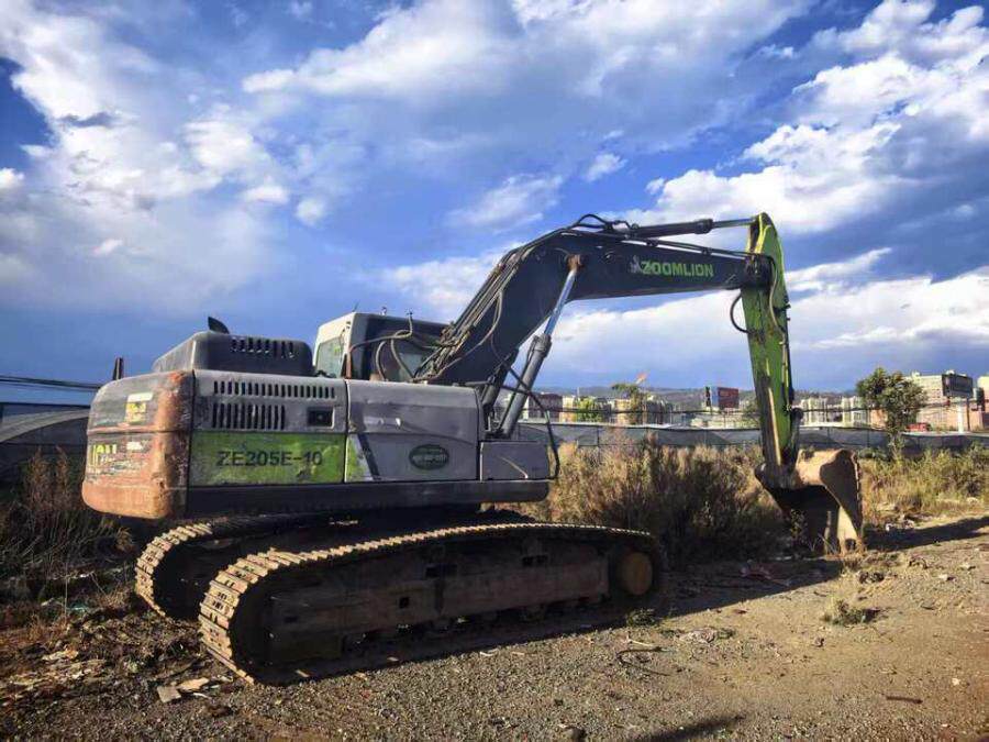 4月21日凉山彝族自治州2020年中联ZE205E-10型履带式液压挖掘机（出价即进入倒计时）网络拍卖公告