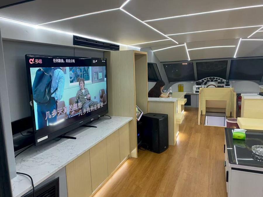 51尺豪华飞桥游艇沃尔沃柴油双发动机870匹CCS证书齐全全国过户