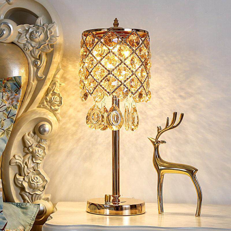 水晶台灯卧室床头灯轻奢高级感简约现代创意触摸结婚床头柜灯具