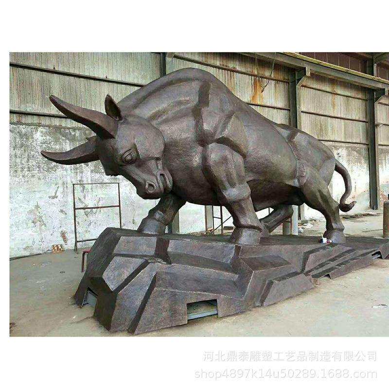 厂家直销铜牛 铸造铜牛摆件 开荒铜牛雕塑 大型铜牛铸造厂 铜牛