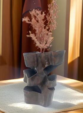 轻奢中古镂空金属花插器样板间酒店家居花艺摆件