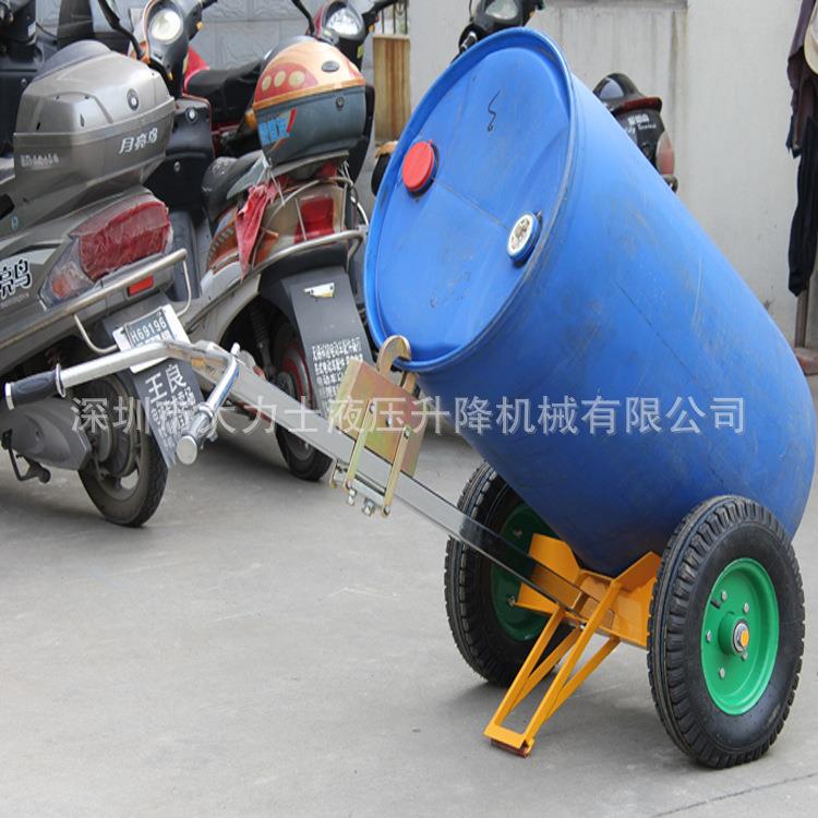 DE450咬嘴油桶搬运车 手推油桶车 充气轮圆桶铁桶塑料桶车
