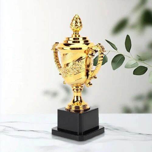Gold Plastic Trophy Gold Trophy Cup with Lid Game Match