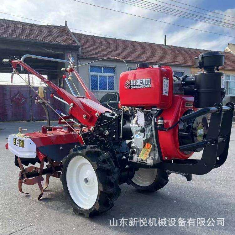四驱自走式旋耕机柴油直连大马力中耕机手扶小型果园多功能开沟机