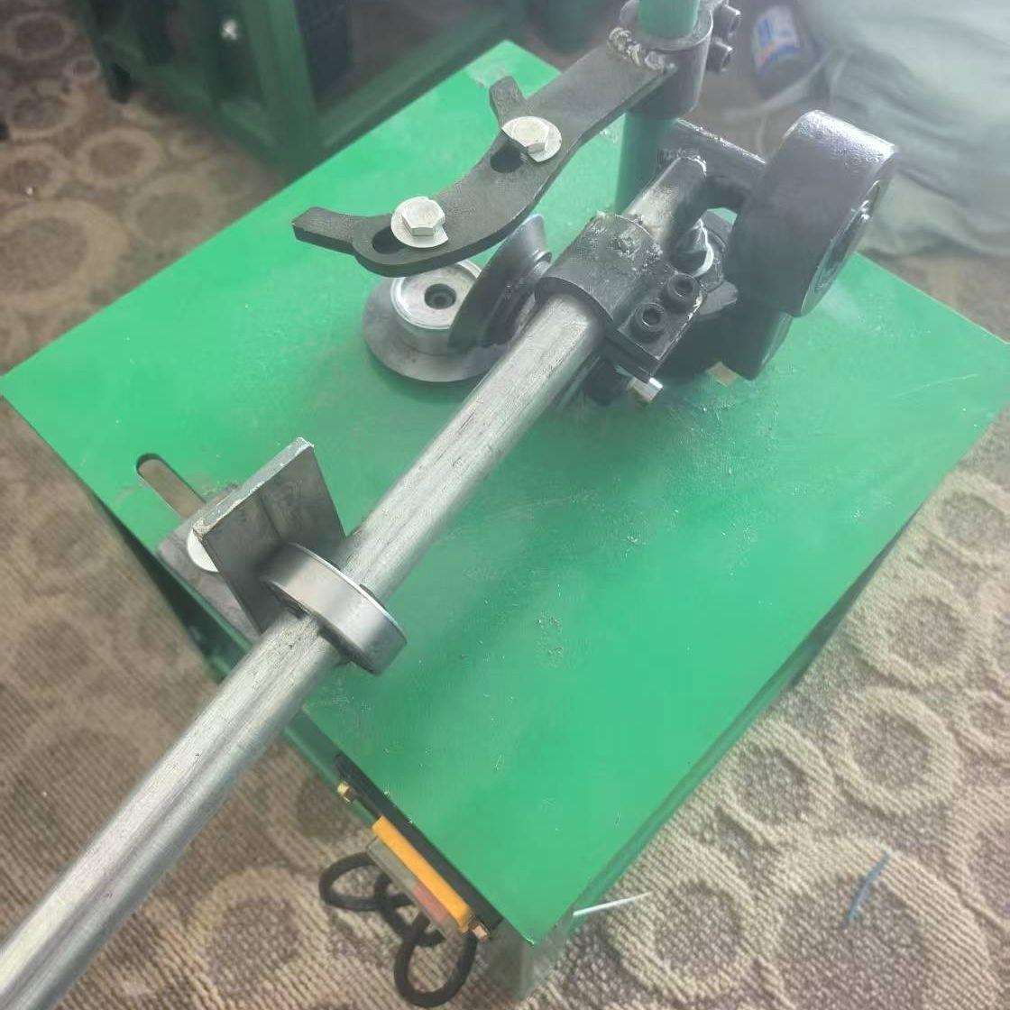 易拉罐盖瓶子分离机拨铝机铝铁分离机饮料罐剥铝盖机去盖机剥盖机