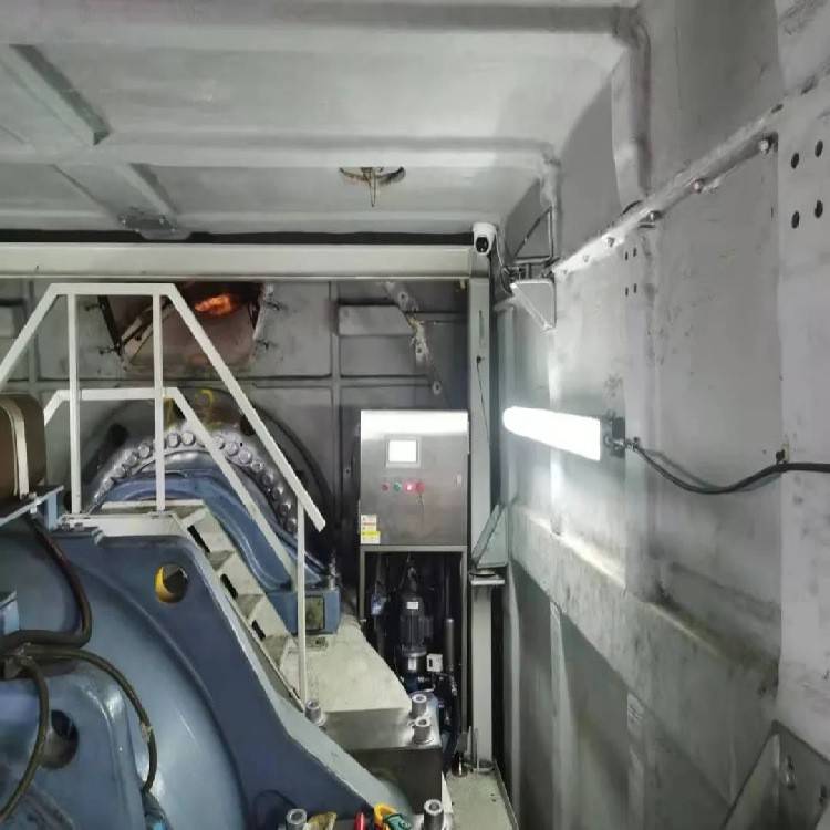 WZJC真空除水净油机刮板薄膜蒸发器厂家供应