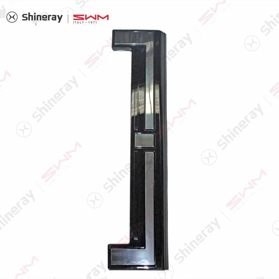 重庆鑫源SRM鑫源E3LE3右前部包角装饰件保险杠前围左右装饰条