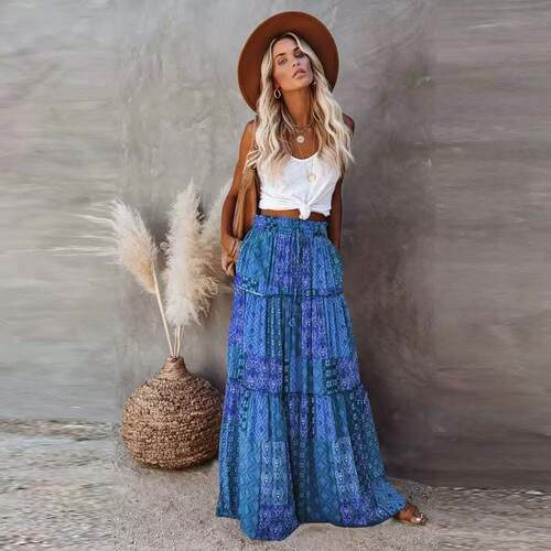 Women's hem swinging long skirt long skirt drawstring