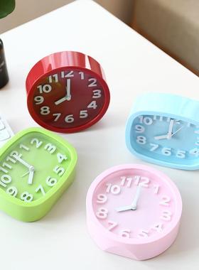 奇兵小闹典钟钟迷你闹97256时铃经闹钟创意学生静音充闹电正方形