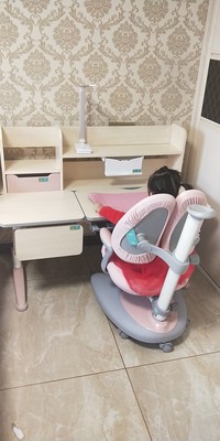 黑白调儿童学习桌怎么样?用后一个月感受评测