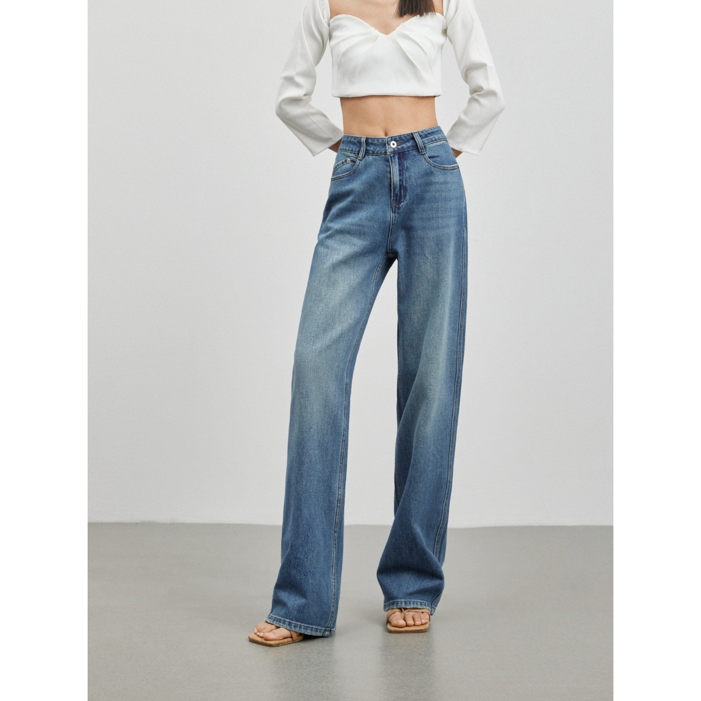 Ramos Rise Leg Jeans Mid Blue Wash Low Wide