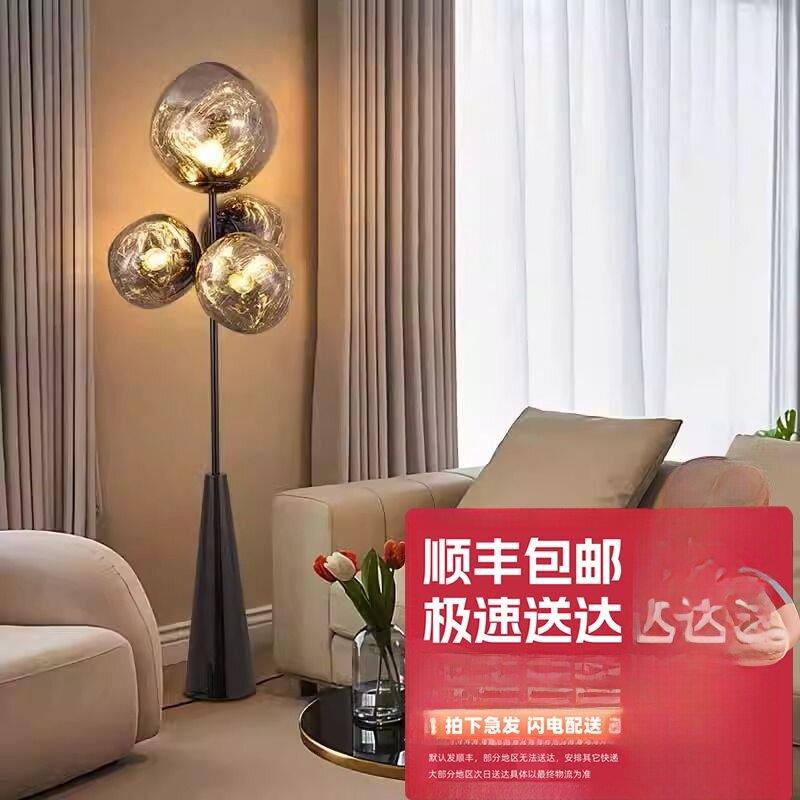北欧简约熔岩落地灯豪华客厅书房设计师高端大气装饰沙发垂直灯