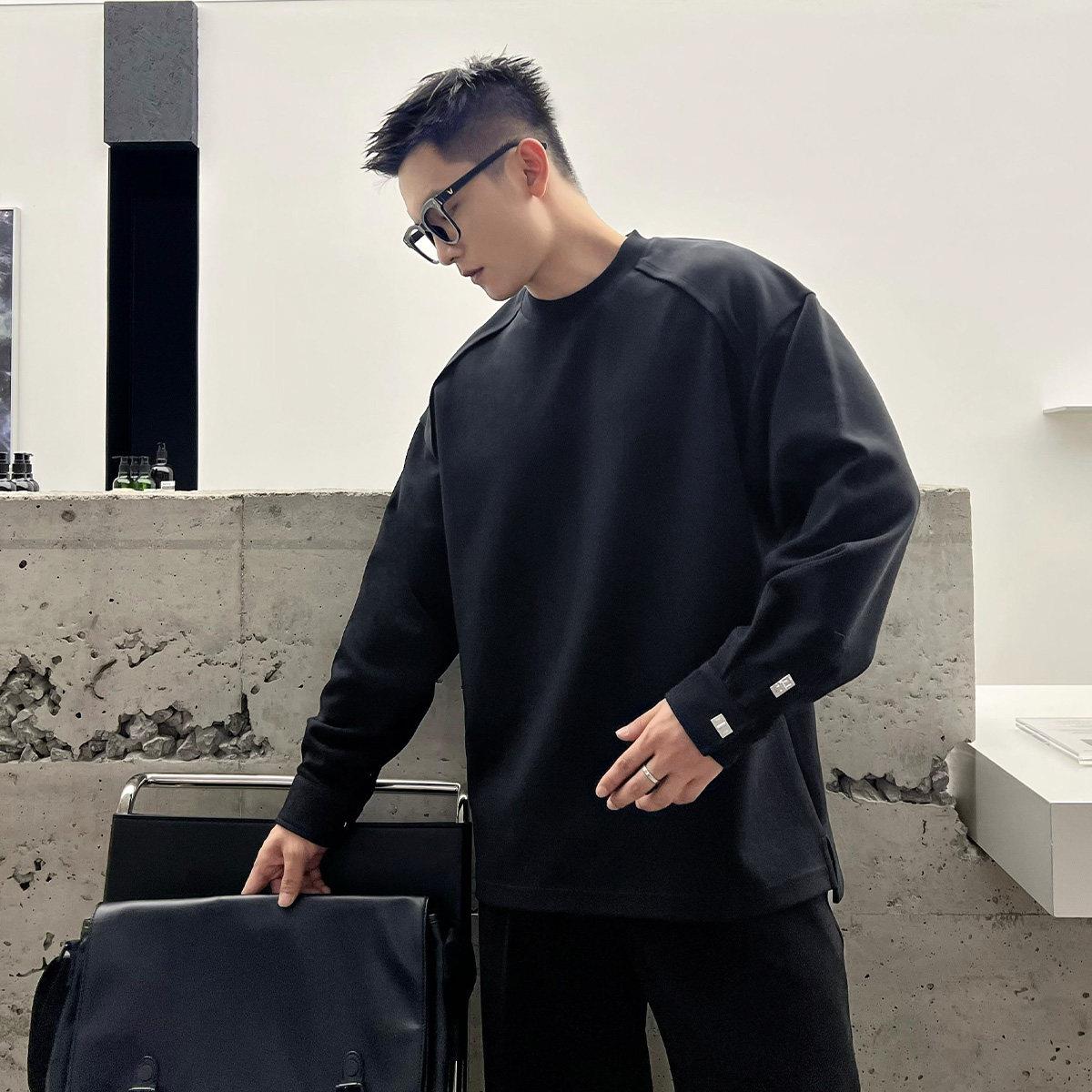 二十二号穿搭【时装周设计款】小香扣长袖厚棉T男内搭高级感打底