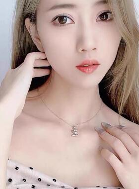 欧美时尚简约字母吊坠项链女小众高级感轻奢个字母珍珠锁骨链