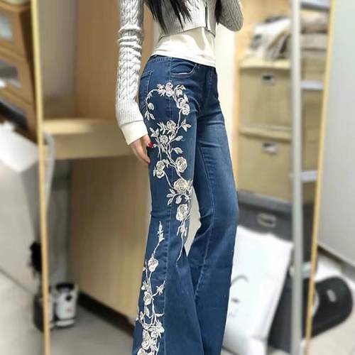 大尺码美式覆古玫瑰刺绣微喇牛仔裤女y2k辣妹弹力修身显瘦喇叭长