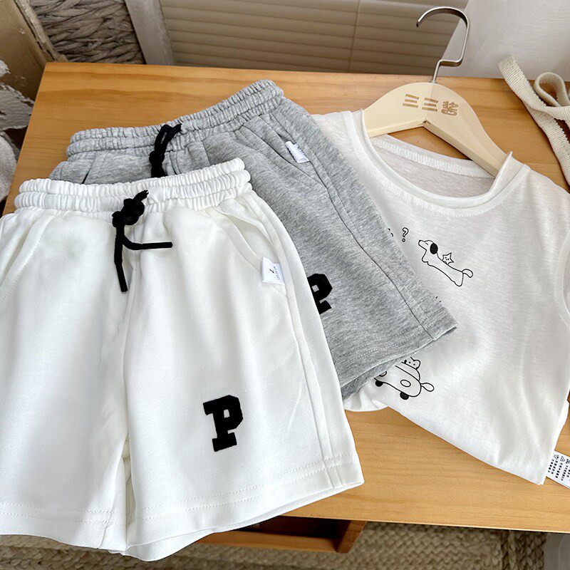 儿童外穿薄款透气休闲短裤儿童灰色运动中裤2026夏季新款男童短裤