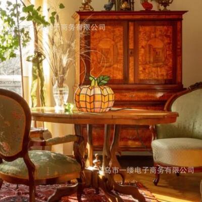跨境Orange Indoor Patch the Pumpkin Stained Accent Lamp南瓜