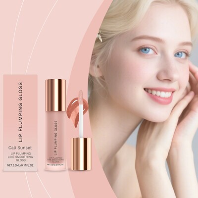 Hydrating Lip Gloss: Moisturizes and nourishes the lip skin,