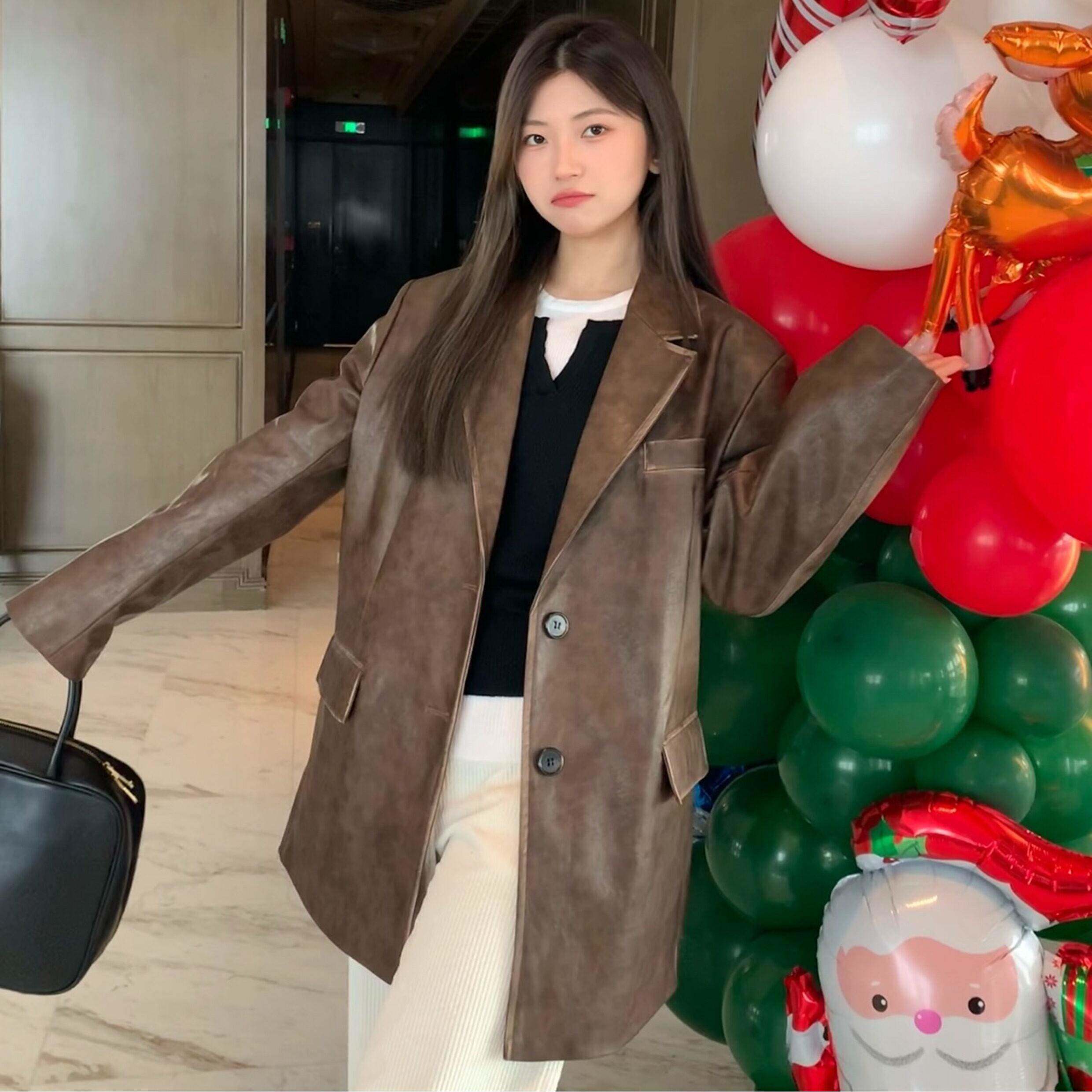 春秋复古棕色擦色做旧皮衣外套女高级感设计款韩版休闲百搭西服