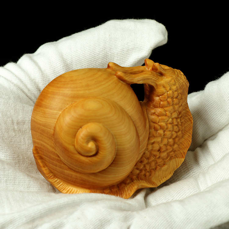 厂家批发黄杨木雕动物手把件家居装饰摆饰雕工艺品茶宠蜗牛