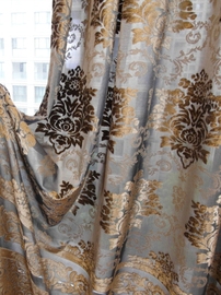 。深咖丝绒窗帘高档欧式提花，北欧丝绒定制窗帘，半遮光窗纱客厅阳台