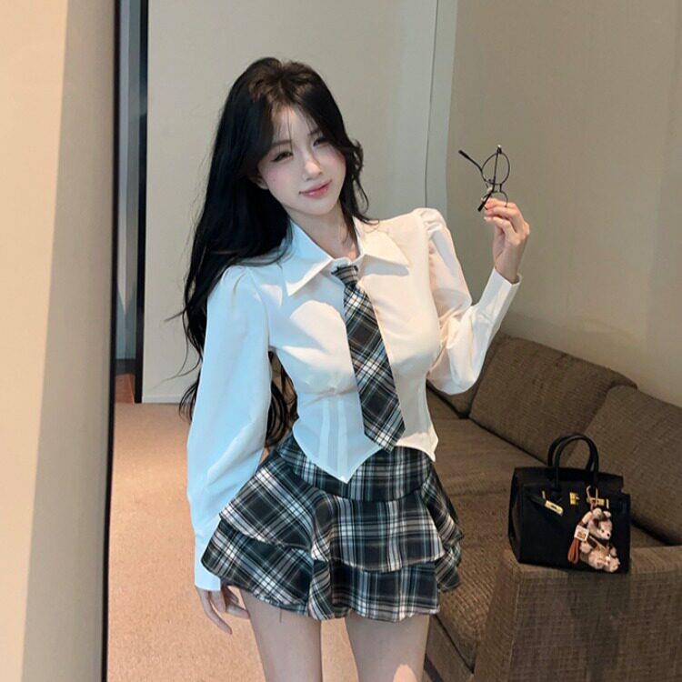 2026春季新款学院风制服长袖白色衬衫女收腰显瘦短款泡泡袖上衣