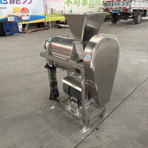工业螺旋榨汁机秋葵桑叶渣薄荷艾草​大型渣汁分离压榨取汁机