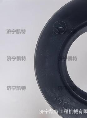 PC56-7挖掘机 液压泵骨架油封708-7T-12330 通用PC58-8挖机