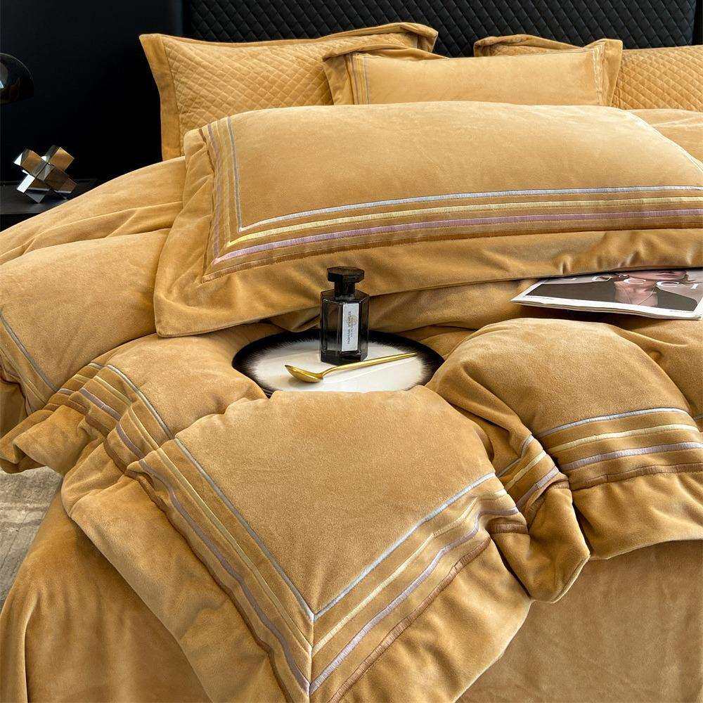 简约轻奢法式婴儿绒四件套秋冬加厚保暖四线刺绣纯色被套加绒床品