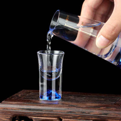 轻奢白酒杯家用蓝山小酒杯一口杯玻璃分酒器套装高度酒酒盅