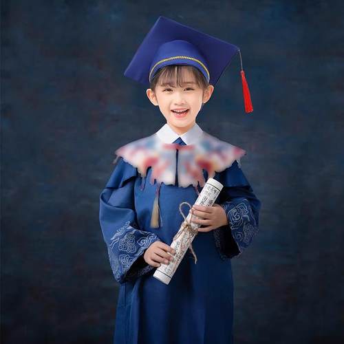 新款儿童博士业服幼儿园学士服毕照博士簪云肩国风帽学花生新中式