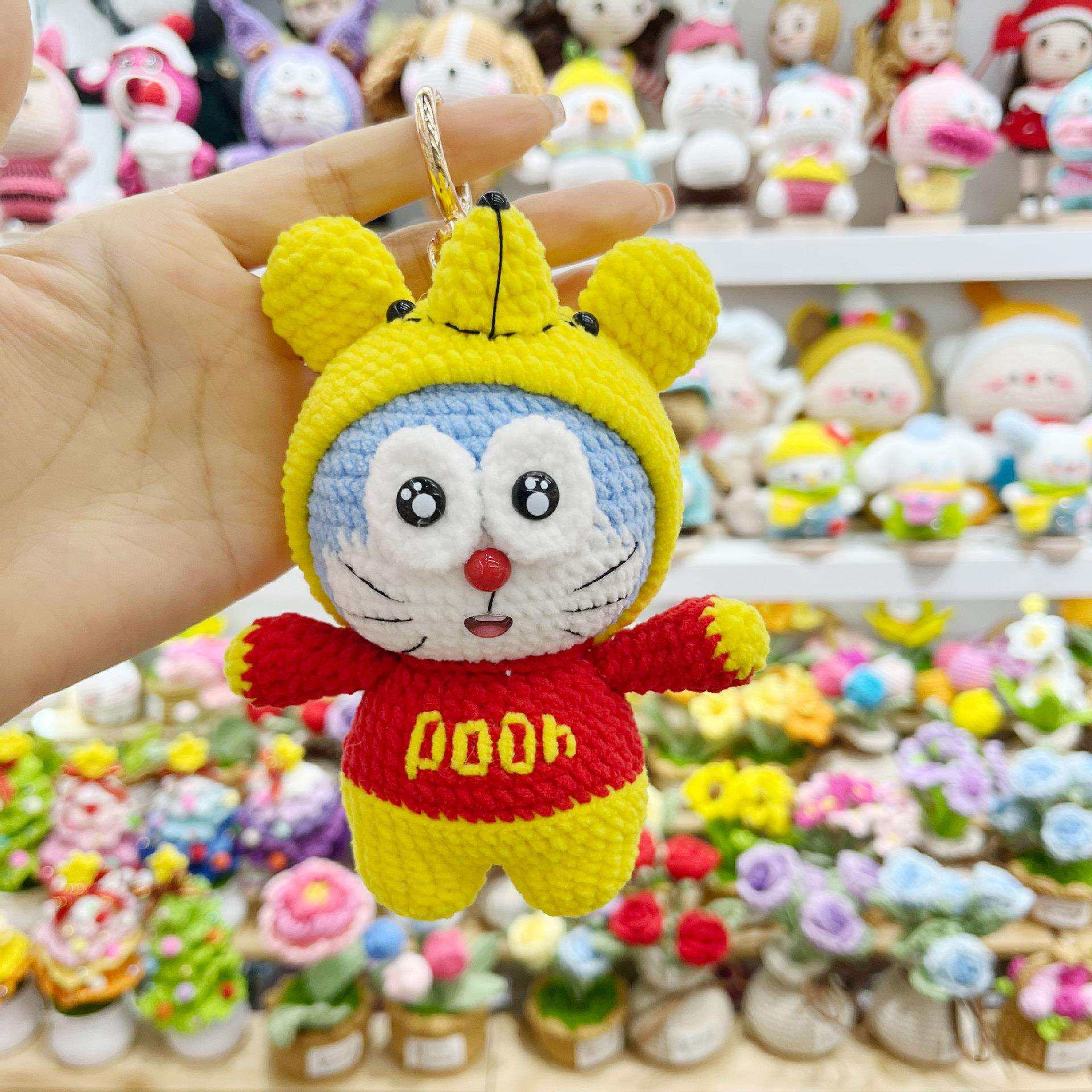 雪妃尔毛线钩织玩偶成品 变装多啦A梦维尼熊挂件毛线钩针玩偶挂件