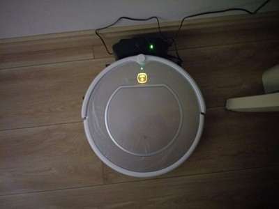 科沃斯CEN540-MI和DG800扫地机器人哪个好，优缺点区别是？