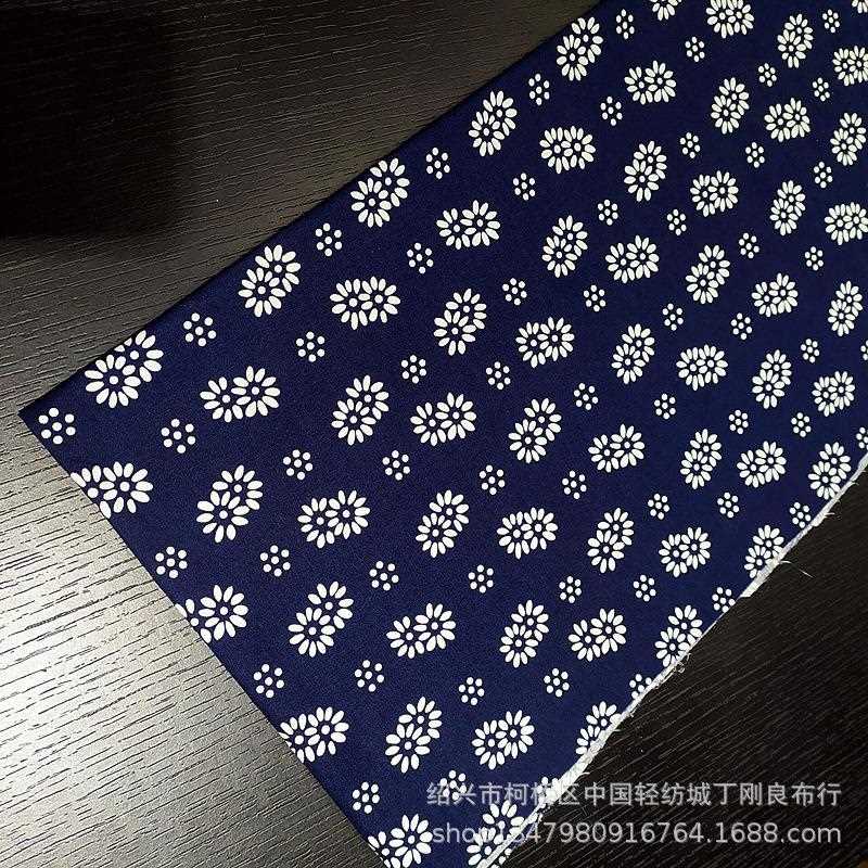 新款直销活性印染蓝印花布仿蜡染棉布布料桌布茶馆沙发面料加厚