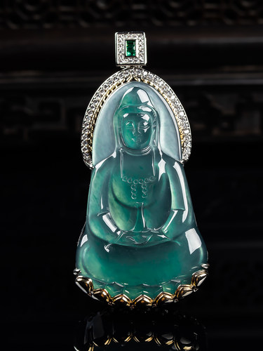 天然真品翡翠镶嵌冰蓝水天空蓝满色高档好种水精雕观音菩萨玉吊坠