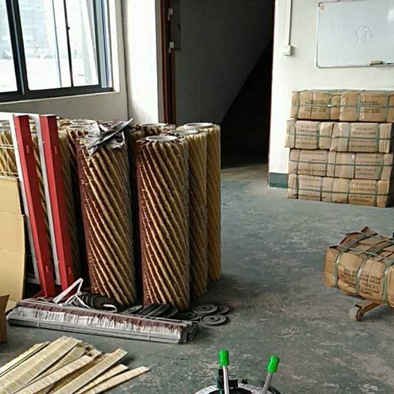 厂家直销木工剑麻辊机械砂光机螺旋辊砂轮塑料刷滚筒刷工业毛刷辊