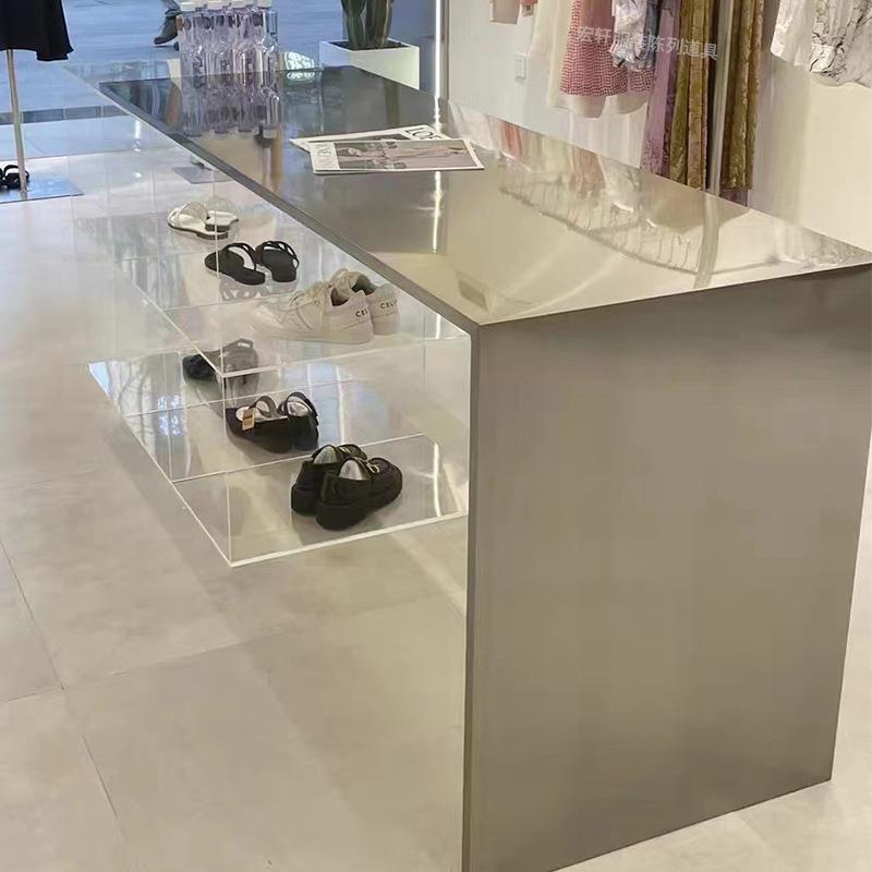 服装店买手店展示桌简约轻奢亚克力中岛流水台女装店桌子中垒德株