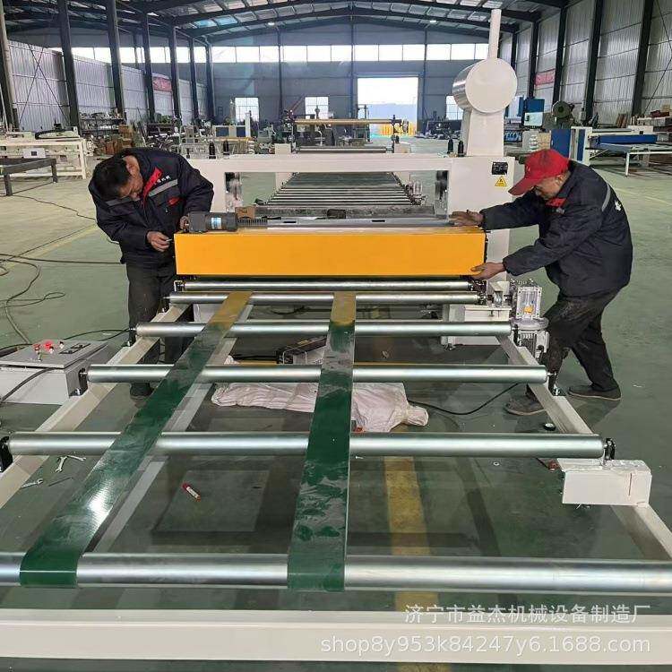 广告白板发泡板铝箔贴面机瓦楞纸泡沫棉双面覆膜机自带胶贴膜机