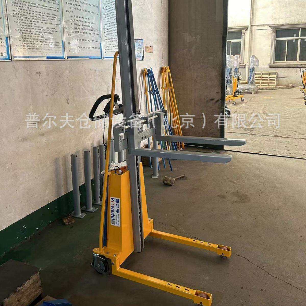 轻型小型单立柱铝合金半电动堆高车工位车搬运车液压叉车150公斤
