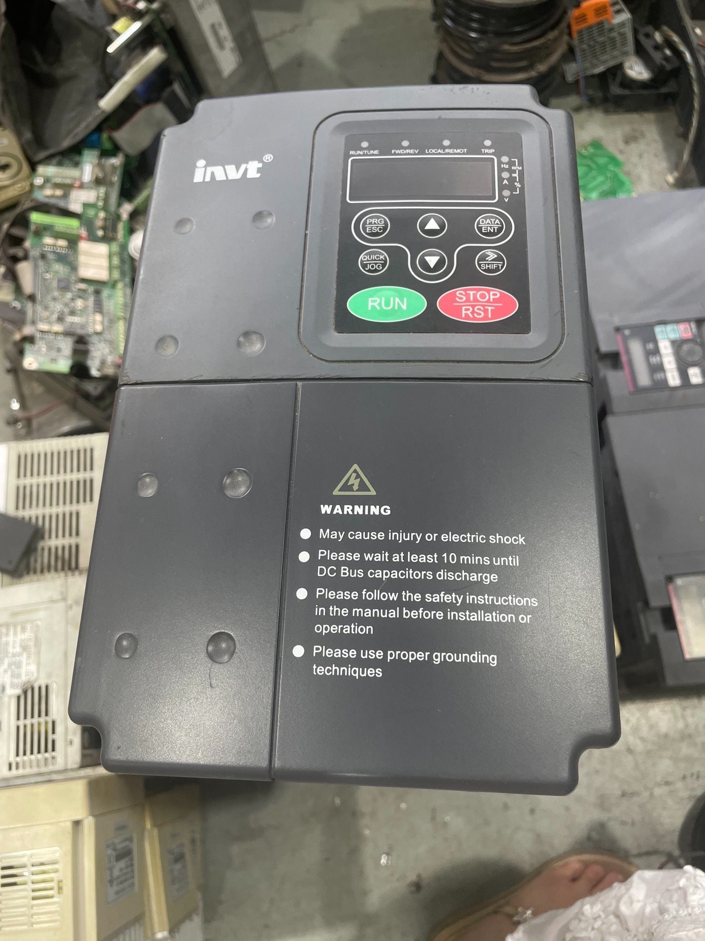 英威腾变频器CHF100A-004G/5R5P-4 全新未使