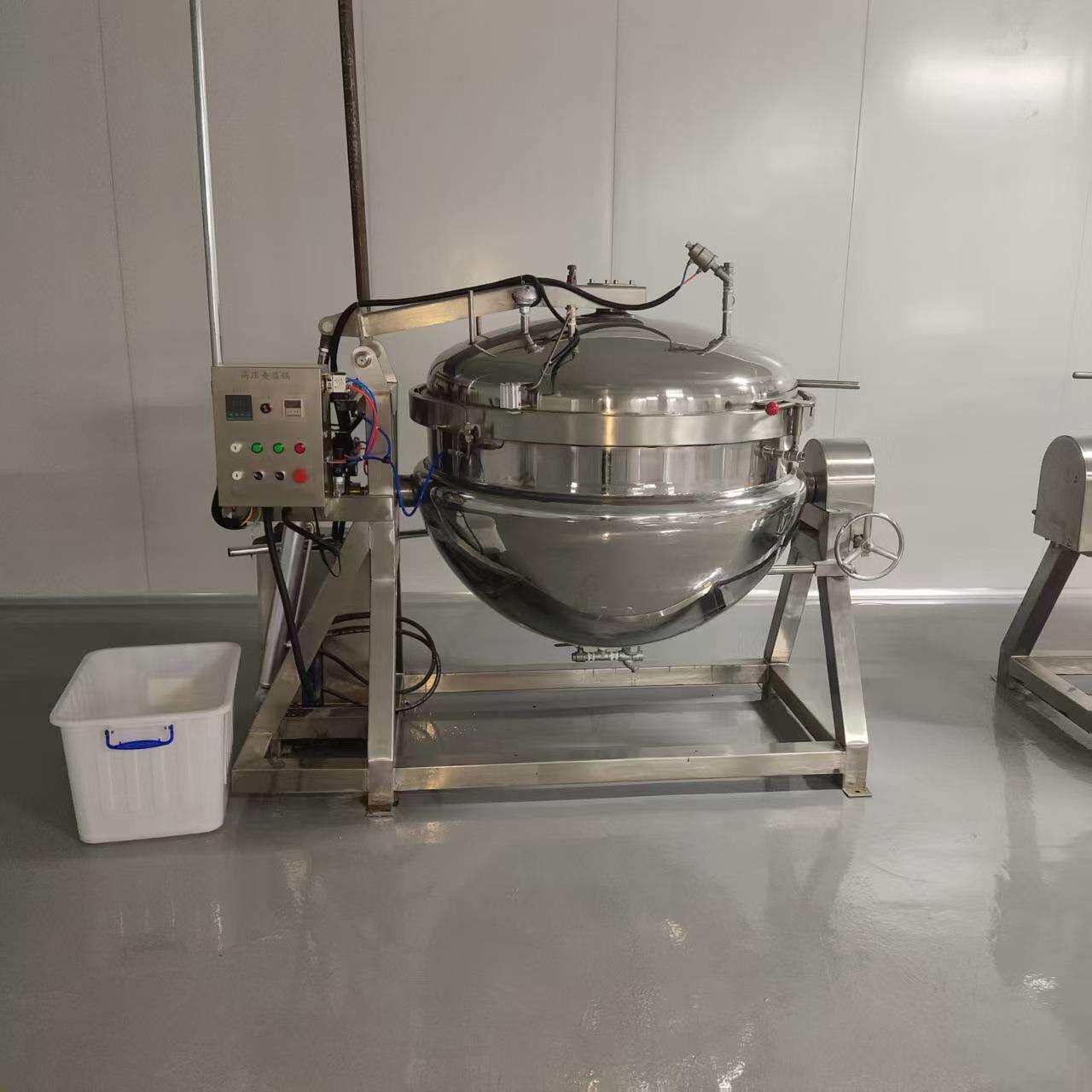 不锈钢可倾式熬汤锅烧鸡煮锅商用可倾斜电加热夹层锅海鲜蒸煮锅